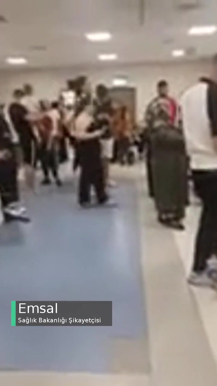 Sağlık Bakanlığı Sandalye Konulmalıdır, Ayaklarımız Ağrıdı Hastalar Hep Ayakta videonun kapak resmi