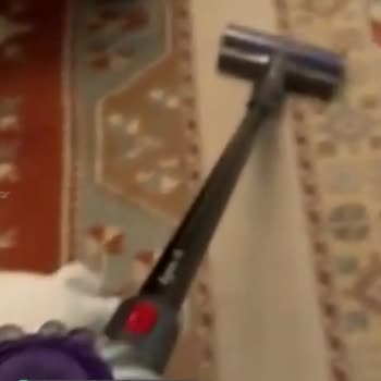 Dyson V8 Kesik Kesik Çalışıyor