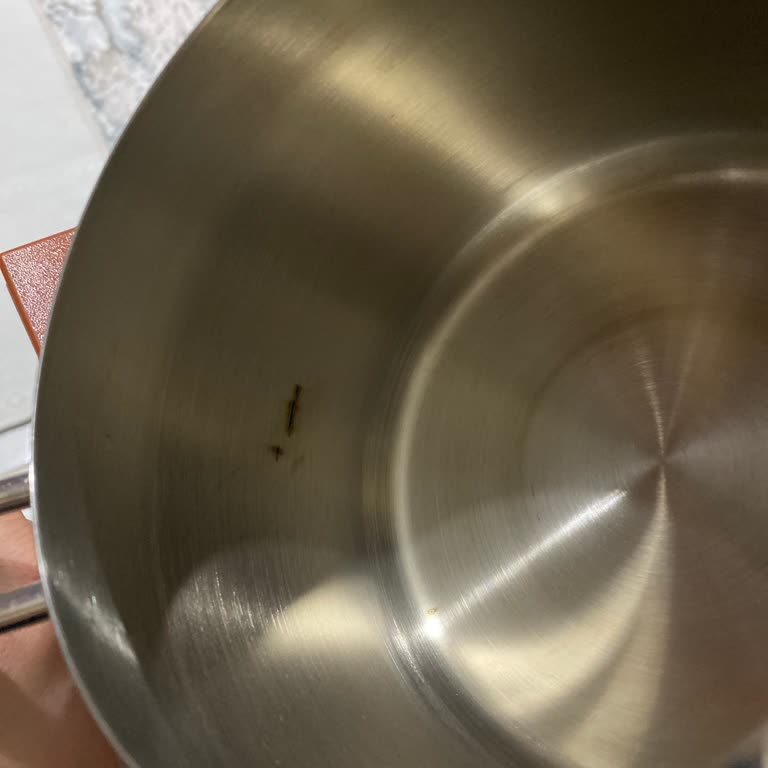 Yeni Alınan Çaydanlık Hemen Paslandı, Sağlık Riski Oluştu!