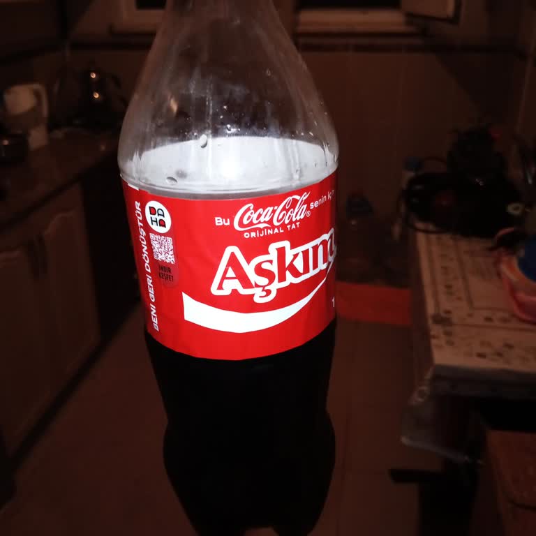 Coca-Cola'nın Asidi Hızla Kaçıyor, Kalitesi Düşmüş!