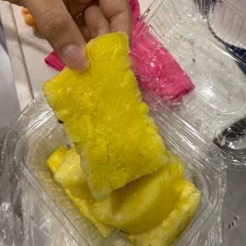 Siparişimde Patlak Kefir, Keten Tohumu Ve Çürük Ananas Gönderildi