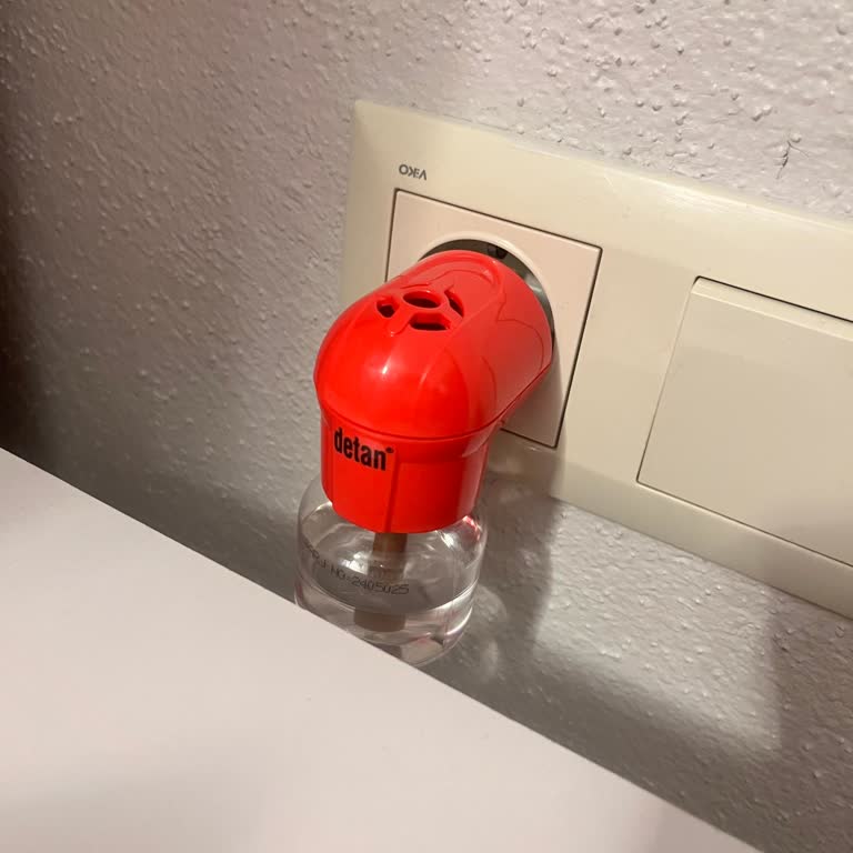 Detan Likit Sineksavar Hem Etkisiz Hem De Güvensiz