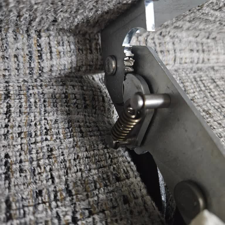 Ergül Mobilya'dan Aldığım Koltuk Takımında Sürekli Sorunlar Ve Yetersiz Servis Hizmeti