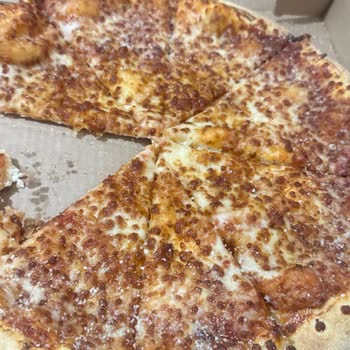 Domino's Pizza Parmesan Kenar Seçeneği Eksik Geldi Müşteri Mağduriyeti