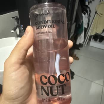 Aceite Pink de Victoria's Secret causa ronchas y reacción severa en piel