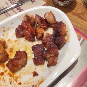 Yanmış Tavuk Ve Eksik Sosla Kötü Hizmet Deneyimi