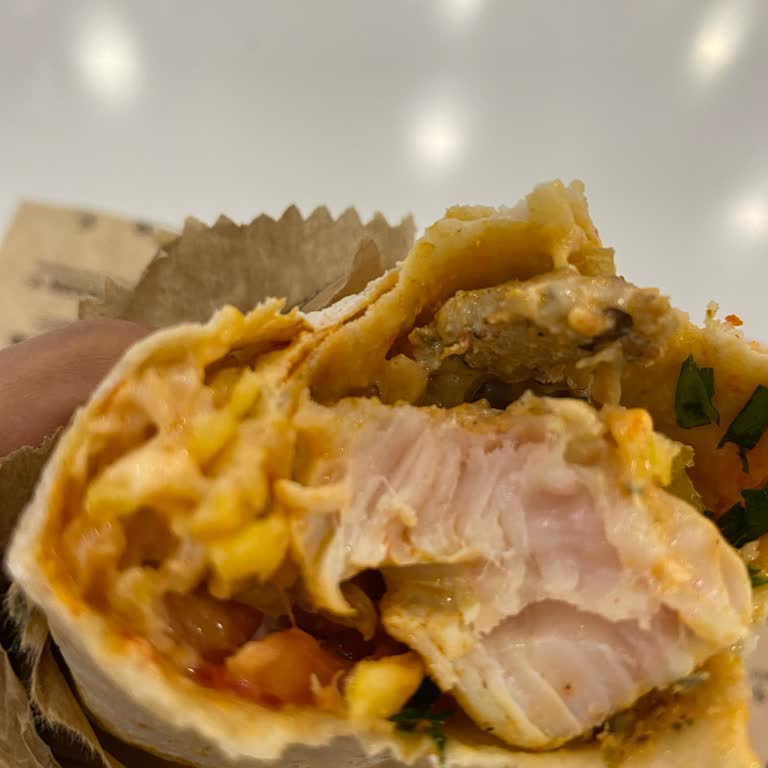 Dürümle'de Uzun Bekleme Ve Çiğ Tavuk Nedeniyle Sağlık Sorunu Yaşadım!