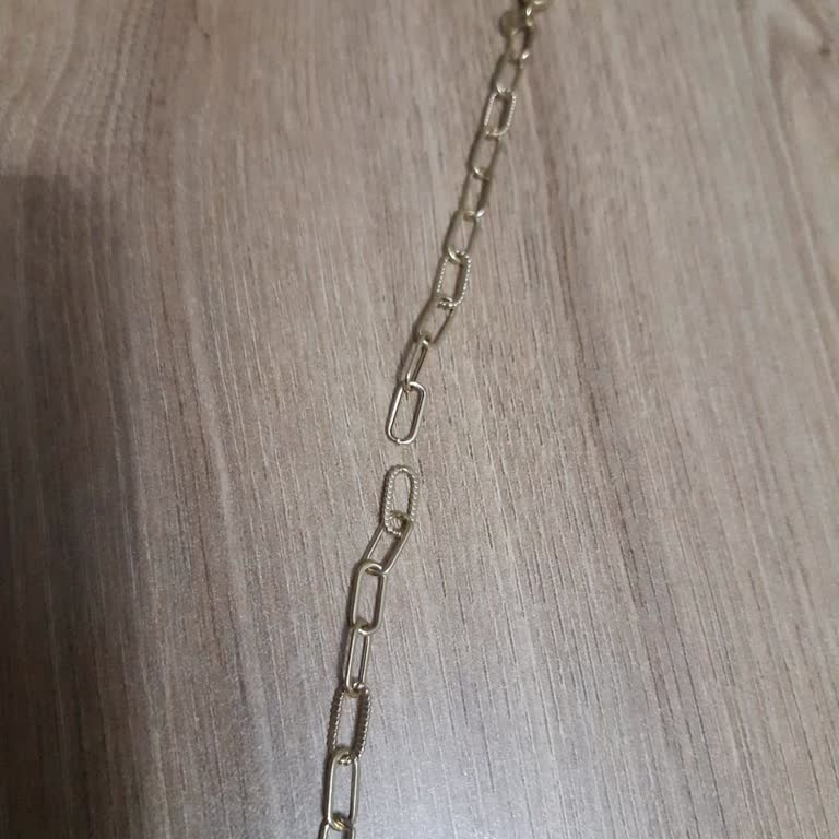 Kurumsal Firmadan Alınan Bileklik 1 Ay Dolmadan Koptu İade Talebim Karşılanmadı