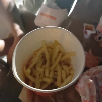 Popeyes Siparişim Eksik Ve Kalitesiz Geldi, Müşteri Hizmetleri Sorunu Çözmüyor