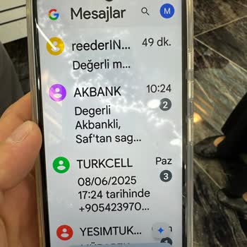 Reeder Marka Telefonun Ekran Sorunu ve Yetersiz Müşteri Hizmeti