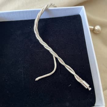 Pandora Bileklik Kısa Sürede Koptu, Garanti Kapsamında Yardım Edilmedi