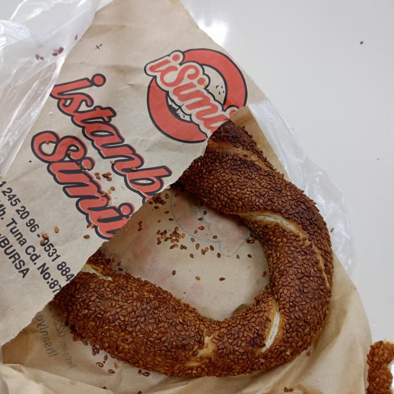 Mudanya Şubesi'nde Bayat Simit Satışı Hayal Kırıklığı Yarattı