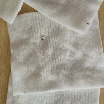 Ebebek Bebek Temizleme Pamuğunda Şok Eden Yabancı Maddeler!