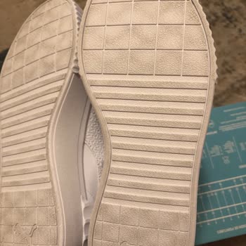 Kullanılmış Ayakkabı Gönderildi, Değişim Ve İade Sürecinde Mağduriyet Yaşadım