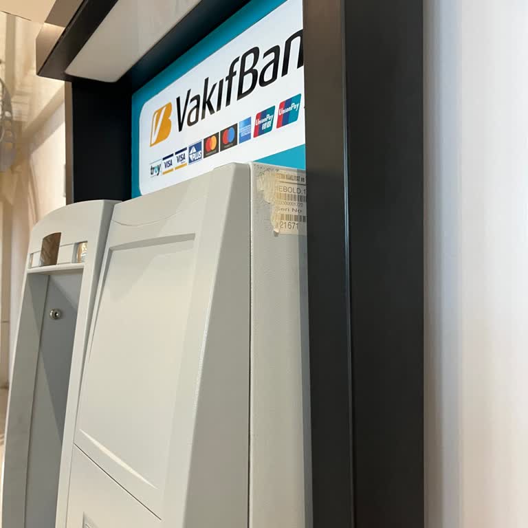 ATM Paramı Yuttu, 1 Ay Geçti Hâlâ Çözüm Yok!