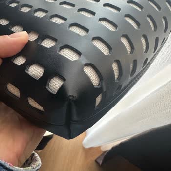 Satın Alınan Çantada Hızlı Deformasyon Ve Yetersiz Müşteri Hizmetleri