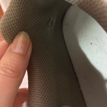 Yeni Alınan Ayakkabı Ayağı Kesti, Mağaza Sorumluluğu Kabul Etmedi