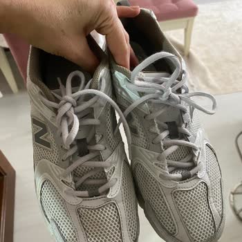 Yeni Alınan Ayakkabı Ayağı Kesti, Mağaza Sorumluluğu Kabul Etmedi