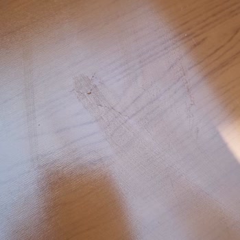 Kırık Ve Defolu Koltuk Yerine Yenisi Verilmiyor, Mağdur Ediliyorum