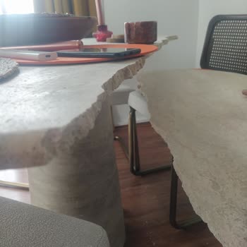 Traverten Masanın Kısa Sürede Kırılması Ve Firma Yaklaşımı