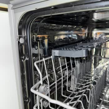 Arçelik Bulaşık Makinesinde Tekrarlayan Paslanma Ve Yetersiz Servis Desteği