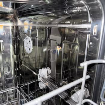 Arçelik Bulaşık Makinesinde Tekrarlayan Paslanma Ve Yetersiz Servis Desteği