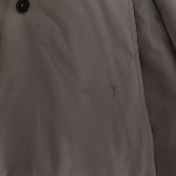 Armine Çanta Kıyafetlerimi Boyadı, Mağaza Sorunuma Çözüm Sunmadı!