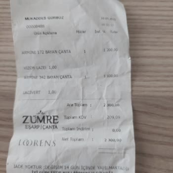 Armine Çanta Kıyafetlerimi Boyadı, Mağaza Sorunuma Çözüm Sunmadı!