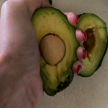 Getir'den Gelen Avokadolar Yenmeyecek Kadar Kötüydü