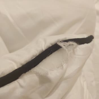 Yataş'tan Aldığım Yorganın Dikişleri Açıldı, Müşteri Hizmetleri Ve Mağaza Sorunuma Çözüm Sunmadı