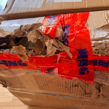 DHL Kargo Yakamoz Şubesi Teslimat Sorunları Ve Hasarlı Paket