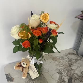 Lilyana Flowers Görseldeki Çiçekle Alakasız, Param Boşa Gitti!