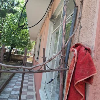 Fiber Kablo Değişimi Sonrası Evde Oluşan Düzensizlik Ve İlgisizlik