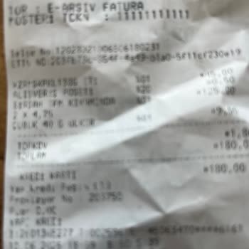 Aldığım Çubuk Krakerde Yanık Ve Acı Tat Sorunu