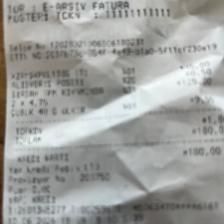 Aldığım Çubuk Krakerde Yanık Ve Acı Tat Sorunu