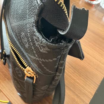 Fossil Çantanın Kulpları Kısa Sürede Koptu Mağaza Çözüm Sunmuyor