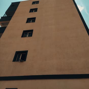 Jotun Dış Cephe Boyası Renk Solması Ve Lekelenme Sorunu