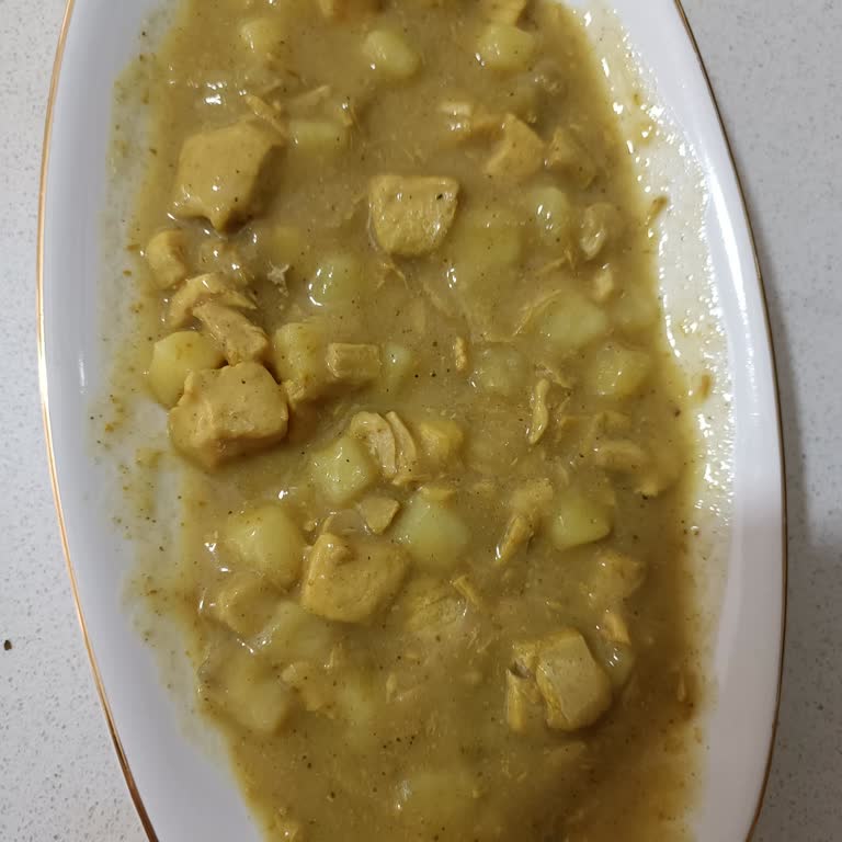 Köri Soslu Tavuk Ürününün İçeriği Ve Lezzeti Beklentimi Karşılamadı