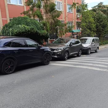 Başakşehir'de Yaya ve Trafik Güvenliği İçin Acil Önlem Talebi