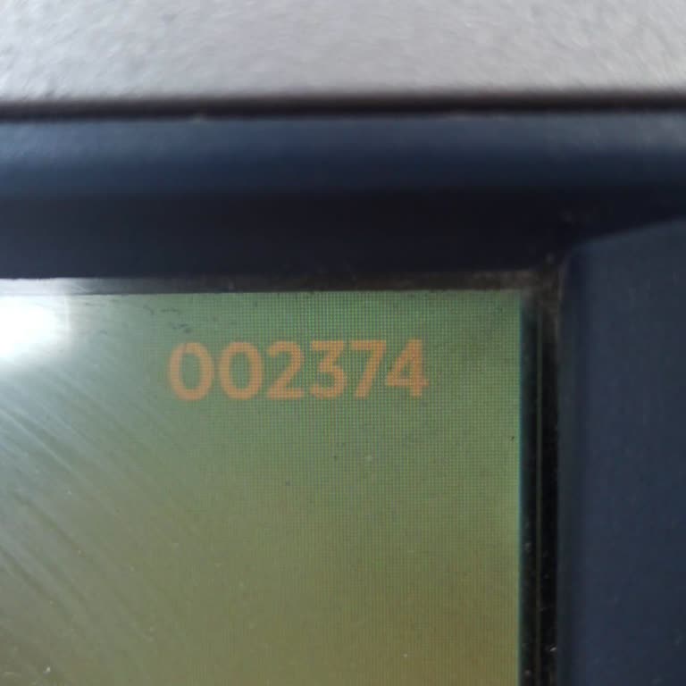 VakıfBank ATM'de Yutulan Param İçin İki Bankadan Da Açıklama Ve Çözüm Bekliyorum