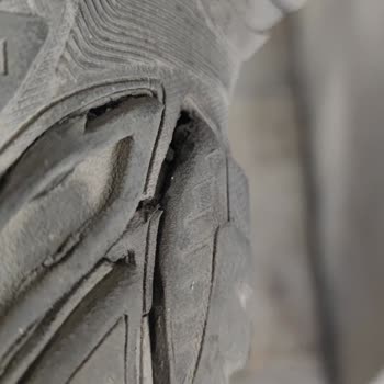 Bershka'dan Aldığım Ürünlerde Kısa Sürede Kalite Sorunu Yaşadım