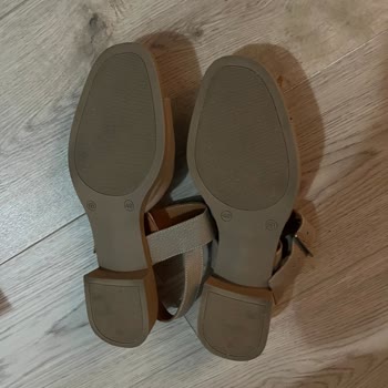 Hakiki Deri Sandaletin Metal Parçası Kırıldı, Ayağım Yaralandı Ve İade Sürecinde Mağduriyet Yaşıyorum