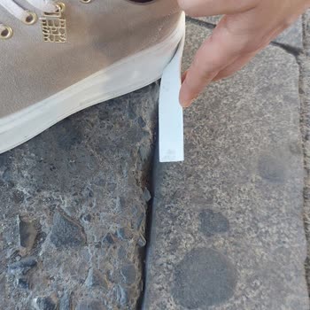 Aldığım Ayakkabılar Hem Rahatsız Etti Hem De Mağaza İlgisiz Kaldı