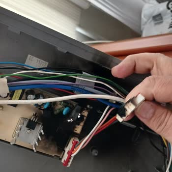 Beko Buzdolabı Arızası Sonrası Servis Mağduriyeti Ve Yanık Tehlikesi