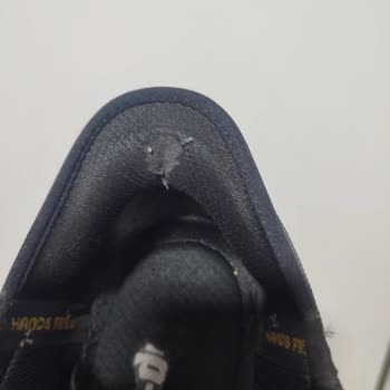 Skechers Slip-ins Ayakkabıda 6 Ayda Topuk Bölgesinde Yıpranma Ve Yetersiz Müşteri Desteği