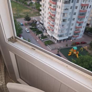 Temizlik Hizmetinde Eksiklik Ve İletişim Sorunu Yaşadım