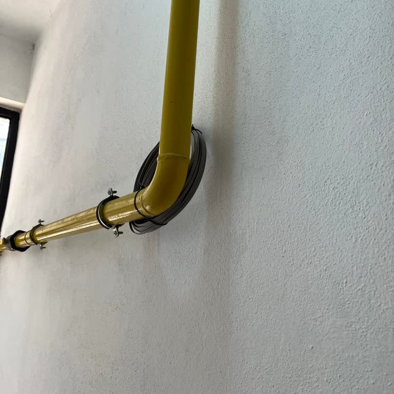 Fiber Altyapı Sözde Var, Gerçekte Yok: Kutu Takılmıyor, Sorun Çözülmüyor