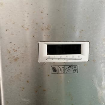 Arçelik Buzdolabı Kapağında Yaygın Paslanma Sorunu