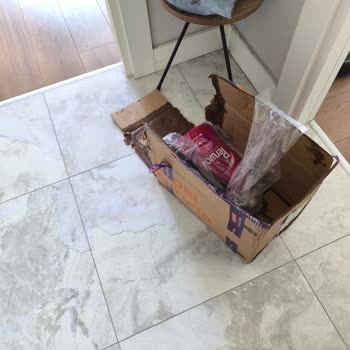 Eksik Paketleme Nedeniyle Deterjan Sızıntısı Ve Temizlik Çilesi