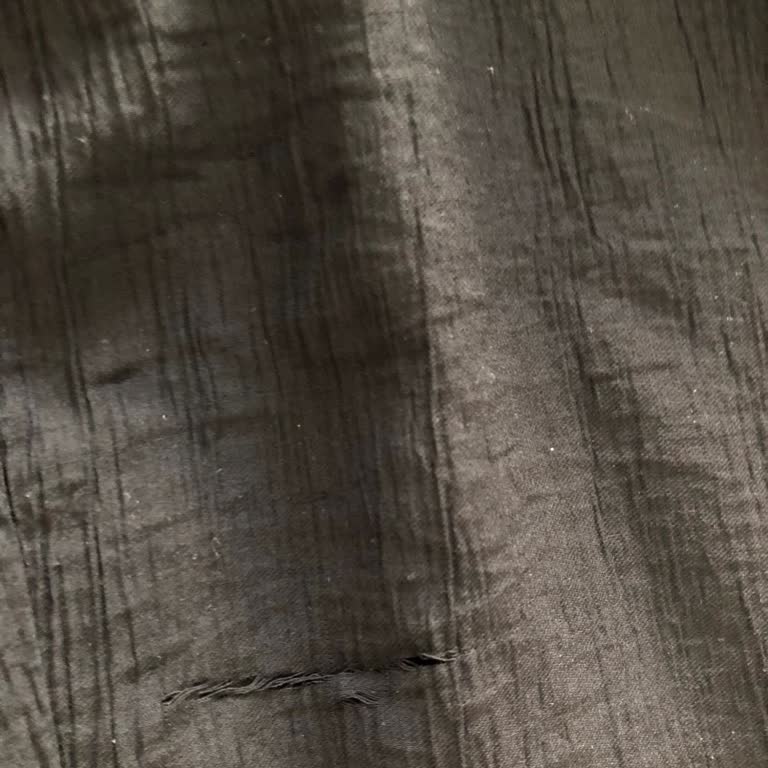 Zara Pantolonum Ütüde Yandı Mağaza İlgisiz Kaldı